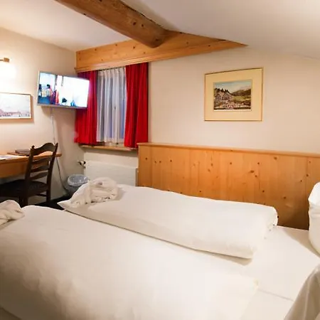 Hotel Weisses Kreuz